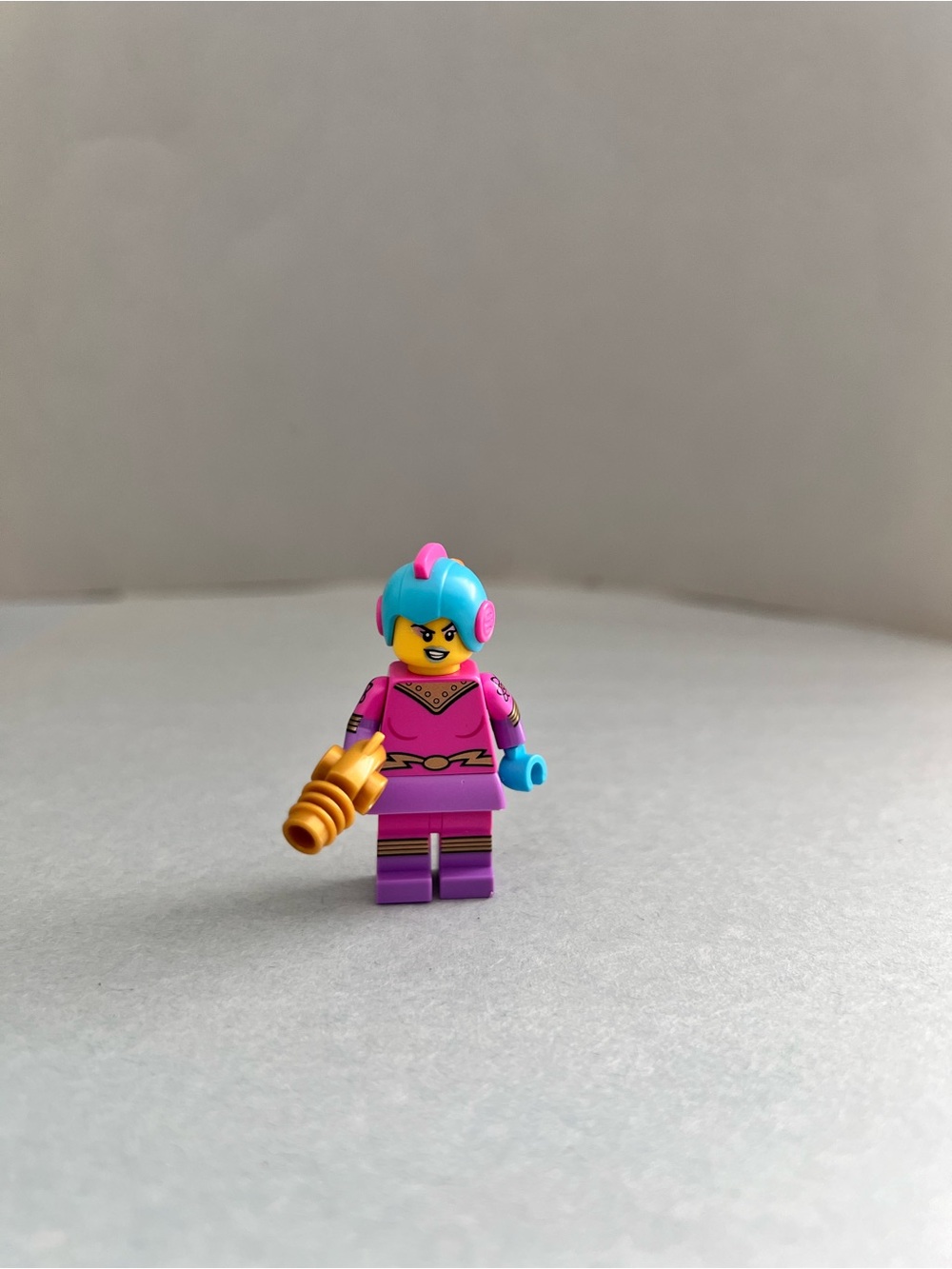 LEGO Minifigure Series 26 Space Retro Space Heroine